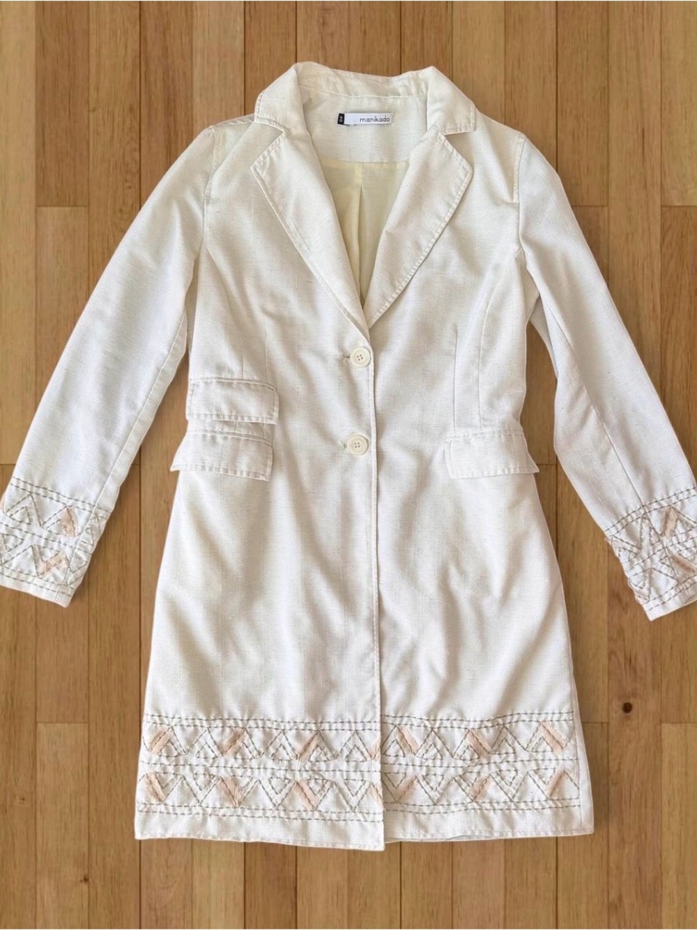 Classic Linen Embroidered Hem White Knee Length Trenchcoat
